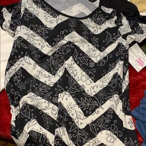 LuLaRoe shirt
